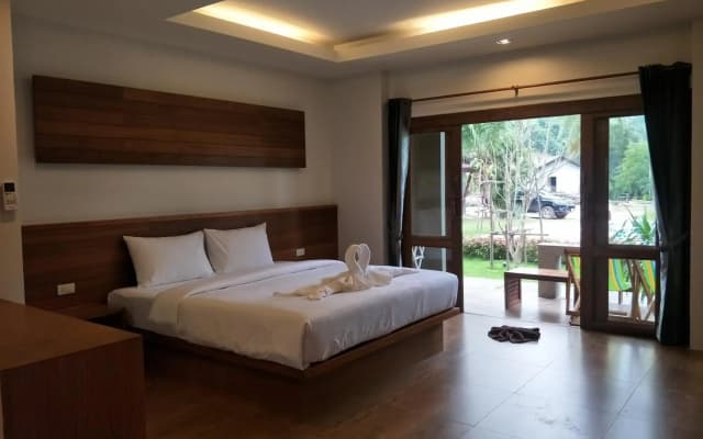 Lanta Infinity Resort - photo 2
