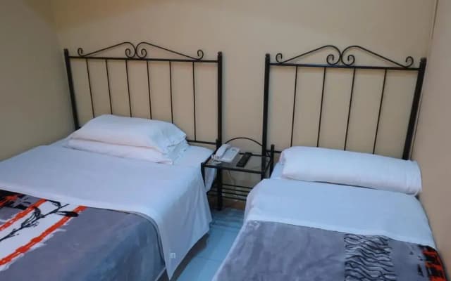 Hostal Nou Raval - photo 3