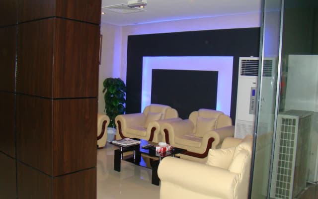 Savoy Grand Hotel Apartments - photo 3