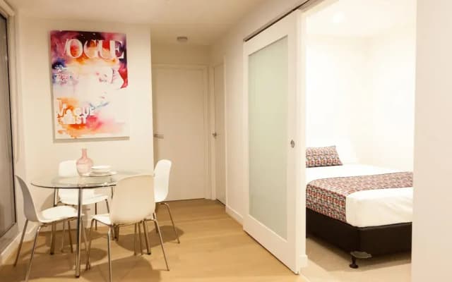 Apartment 101 - photo 3