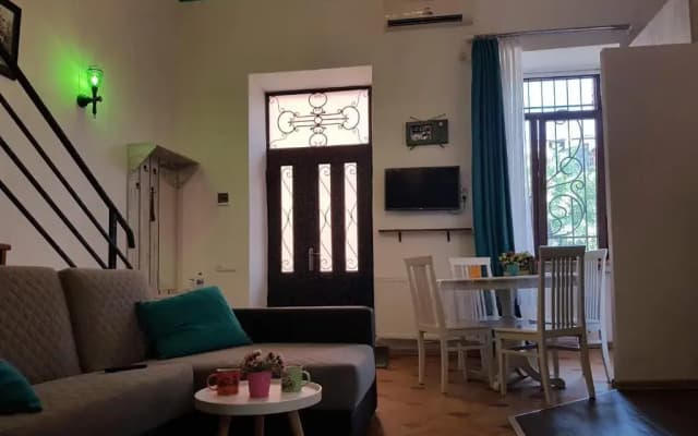 Comfortable Flat in Central Tbilisi - photo 2