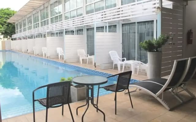 Full Stop Pool Villa Don Mueang - photo 2