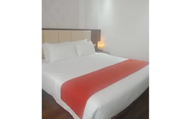Luckful Hotel - photo 3