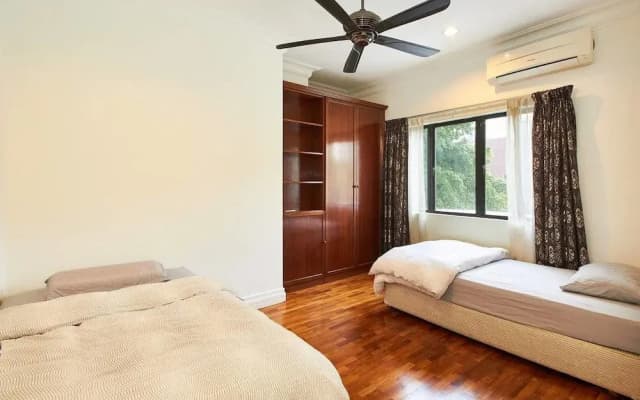 Luxurious 2BR in Klcc - Managed by Guestready - photo 2