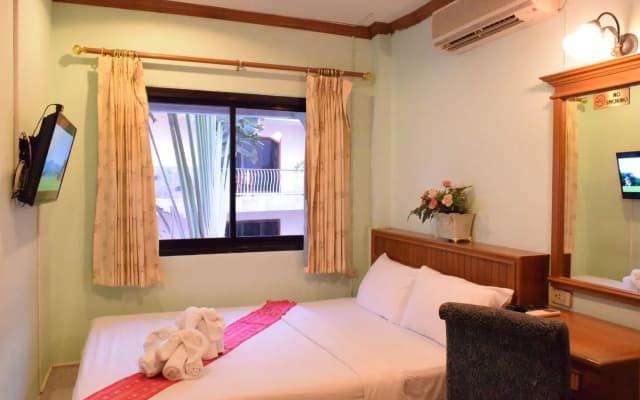 Sea Dream Patong - photo 3
