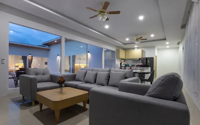 Andaman Sea Best Pool Access and Villas - photo 2