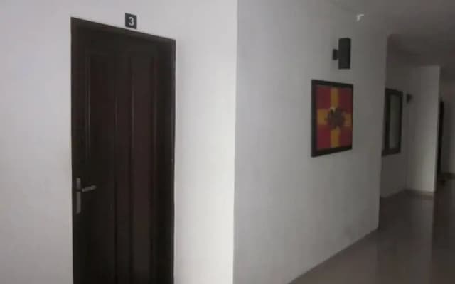 Batanghari Guesthouse - photo 4