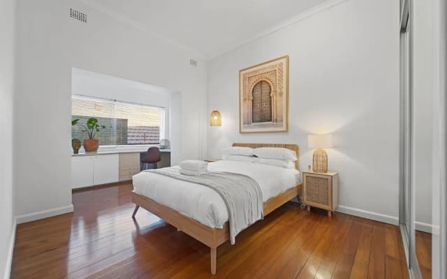 Art Deco Style Apartment - photo 2