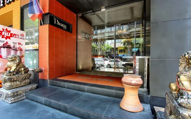 Bally Suite Silom - photo 2