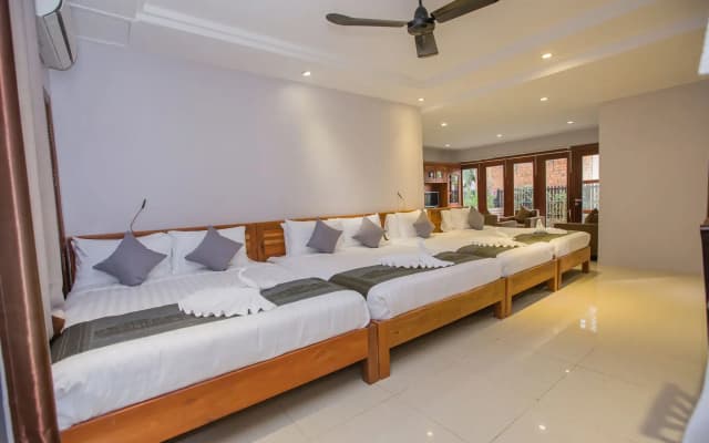 Saline Residence - photo 2
