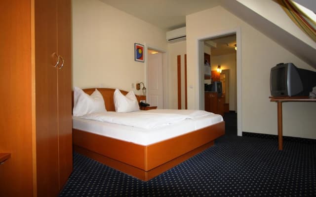 SUITE HOTEL 900m ZUR OPER - photo 3