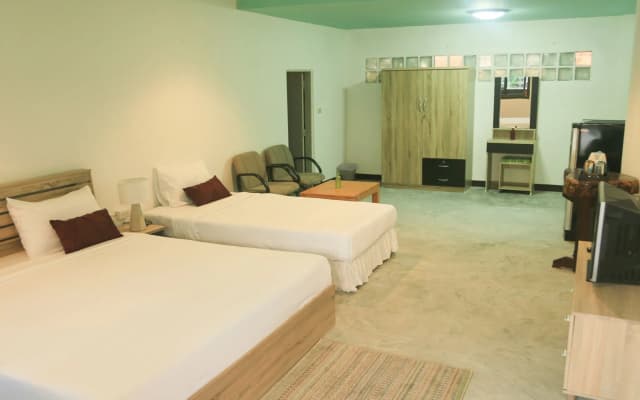 Kata Leaf Resort - photo 4