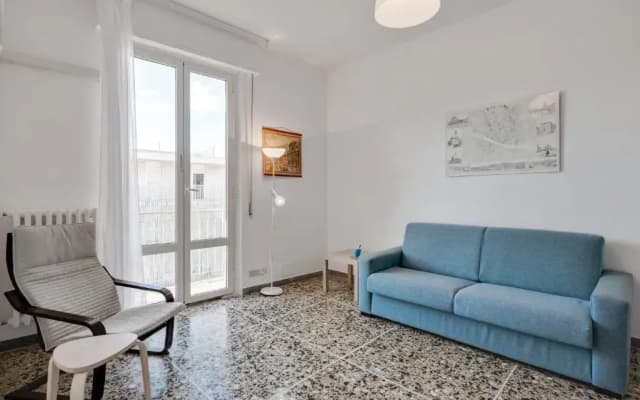 Lulli Cozy Apartment with Balcony - photo 3