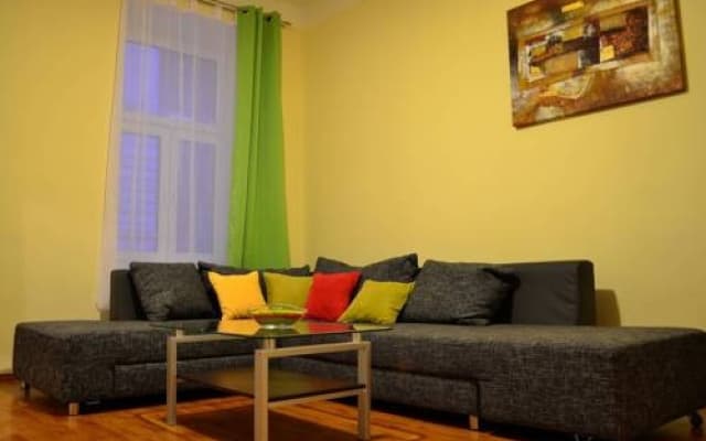 GoVienna Quellenstrasse Apartment - photo 2