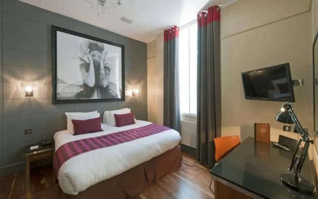 Angel's Share Hotel - photo 5