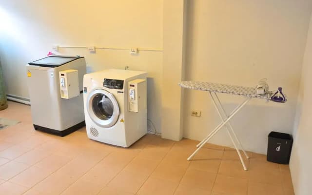 Farmer's Grand Hostel. - photo 3