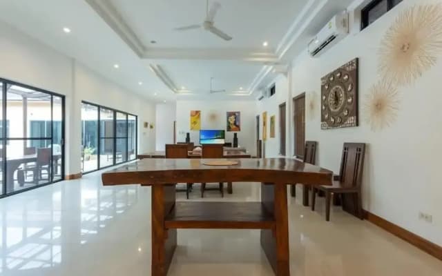 Private Villa Jacuzzi Great Area V170 - photo 5