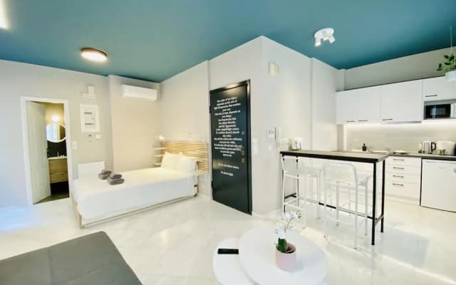 Central Syntagma Square Studio in Athens - Shell - photo 5
