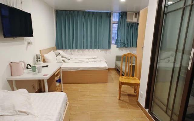 Timehouse Hong Kong Hostel Group - photo 4