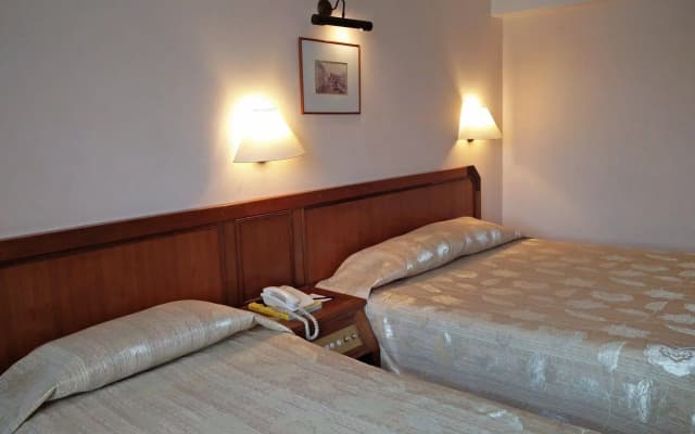 Bintang Collectionz Hotel - photo 5