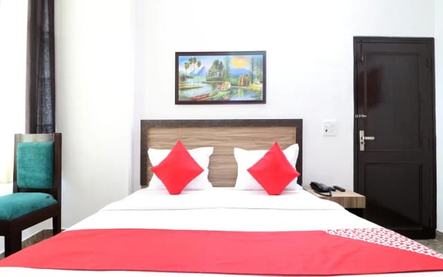 OYO 49750 Surya Inn - photo 3