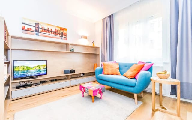 Mar Suite Apartments - Center - photo 3