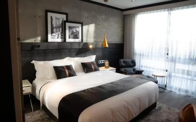 42 Hotel - photo 2
