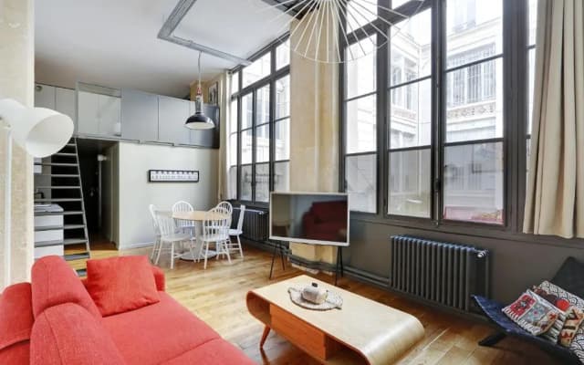 Pick A Flat's Apartment in Porte Saint Denis - rue d'Hauteville - photo 2