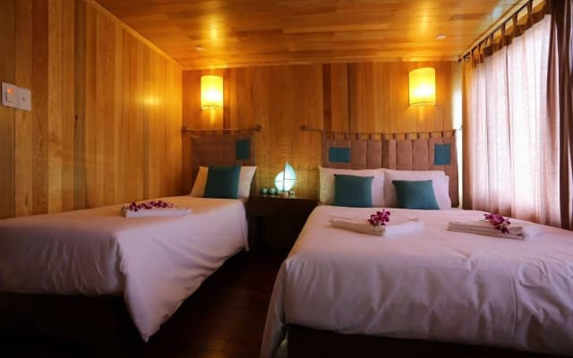 Secret Halong Cruise - photo 5