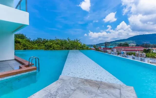 1 Bed SEA VIEW Apartment Close to beach - B32 - photo 2