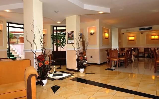 Hotel Executive - photo 2
