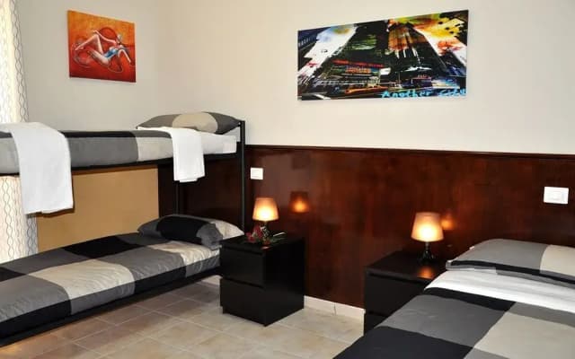 Romangelo Hostel - photo 3