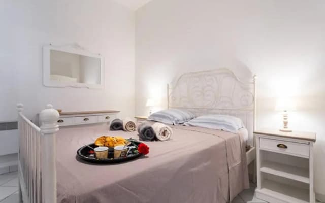 Ste Reparate F4 Moderne, Design, Place Rossetti, Heart Old Town - photo 5