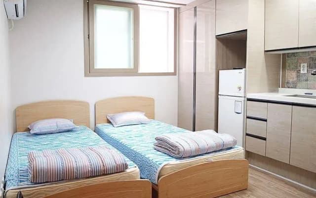 KW Pencil Hostel - photo 4