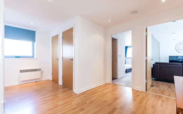 Stylish Garden View Apartment - photo 5