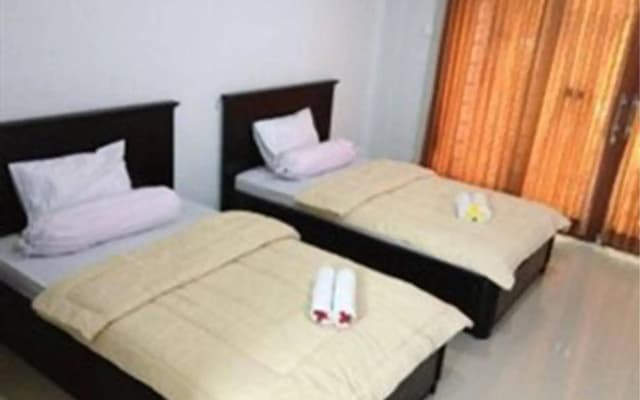 Swandewi Homestay - photo 4