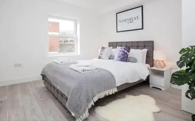 Spacious 1 bed Flat With View - photo 4