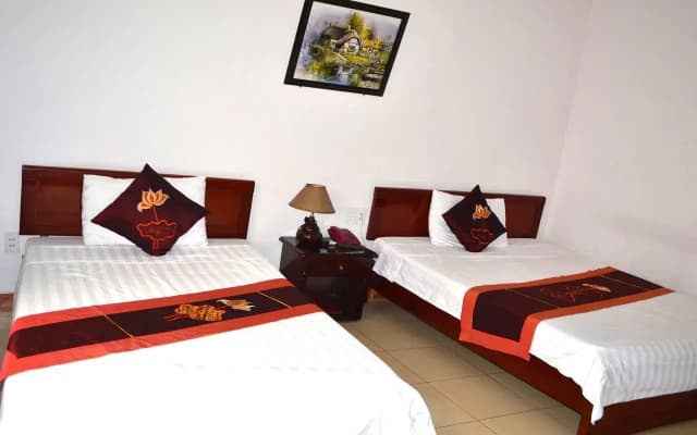 Hoang Long Hotel - photo 2