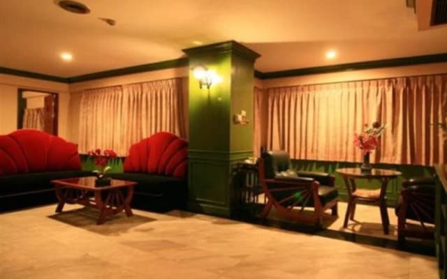 13 Coins Tower Ratchada Hotel - photo 3