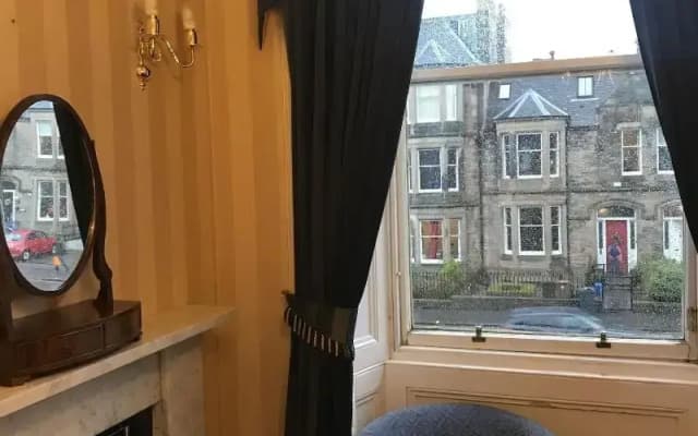 The Alexander Guest House - photo 4