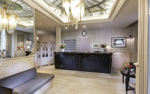 Grand Hotel des Balcons - photo 2
