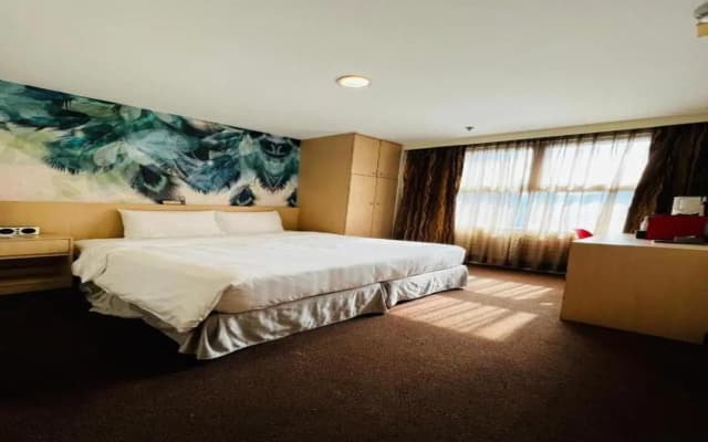 Hennessy Hotel - photo 5