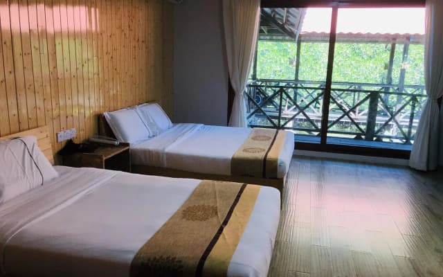 Gayang friendly water house homestay - photo 4