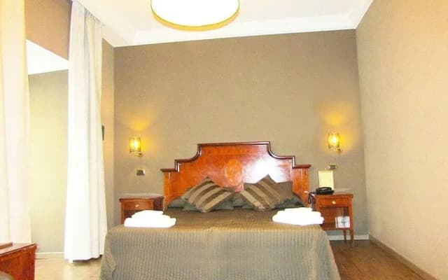 Vatican Top Accommodation - photo 2