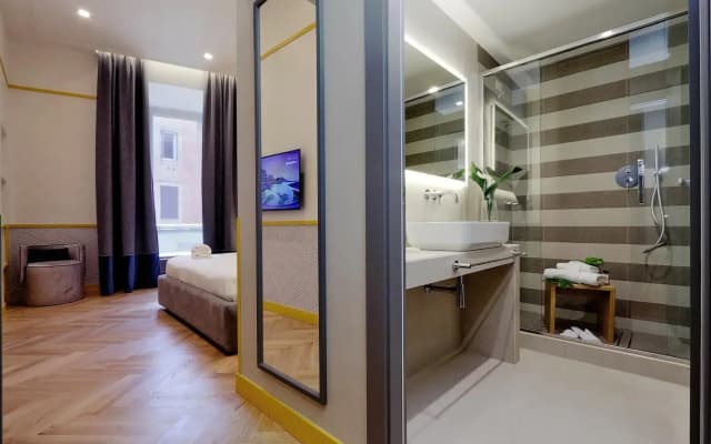 Roma Five Suites - photo 2
