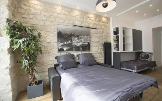The Designer Apartment - photo 3