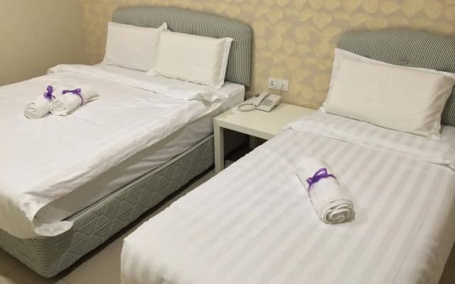 Victory 3 Hotel - photo 2