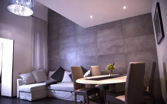 H-Aviva Giubbonari Apartment - photo 4