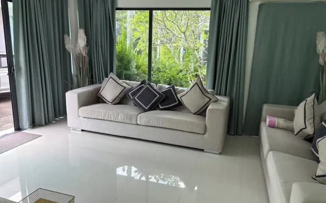 East BangtaoVille Townhouse - photo 2