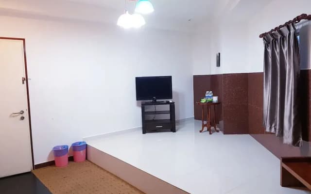Flyk Hotel - photo 3